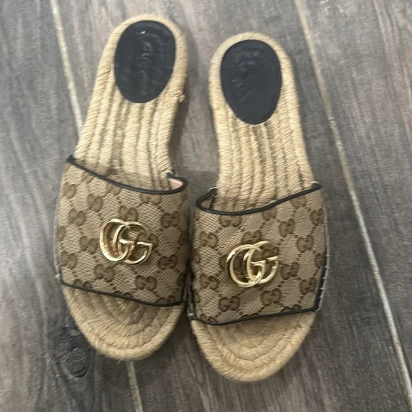Gucci Tan and Brown Espadrille Slides 39.5 - Picture 3 of 4